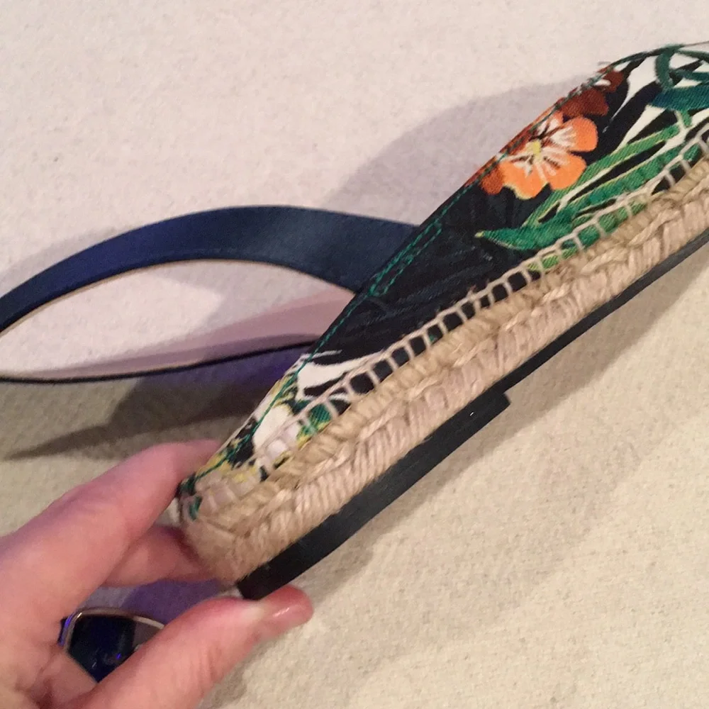 Stuart Weitzman Tropical Espadrilles 6.5